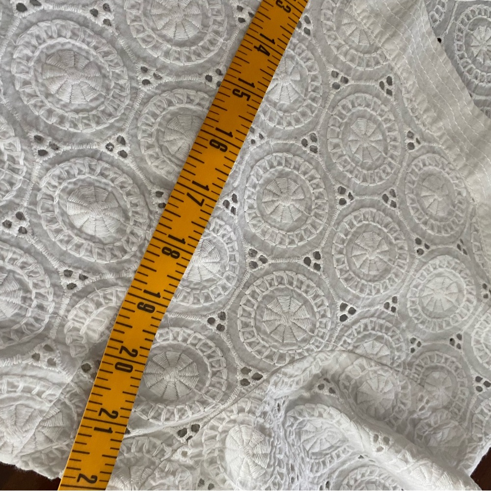 Embroidered top - Picture 9 of 10